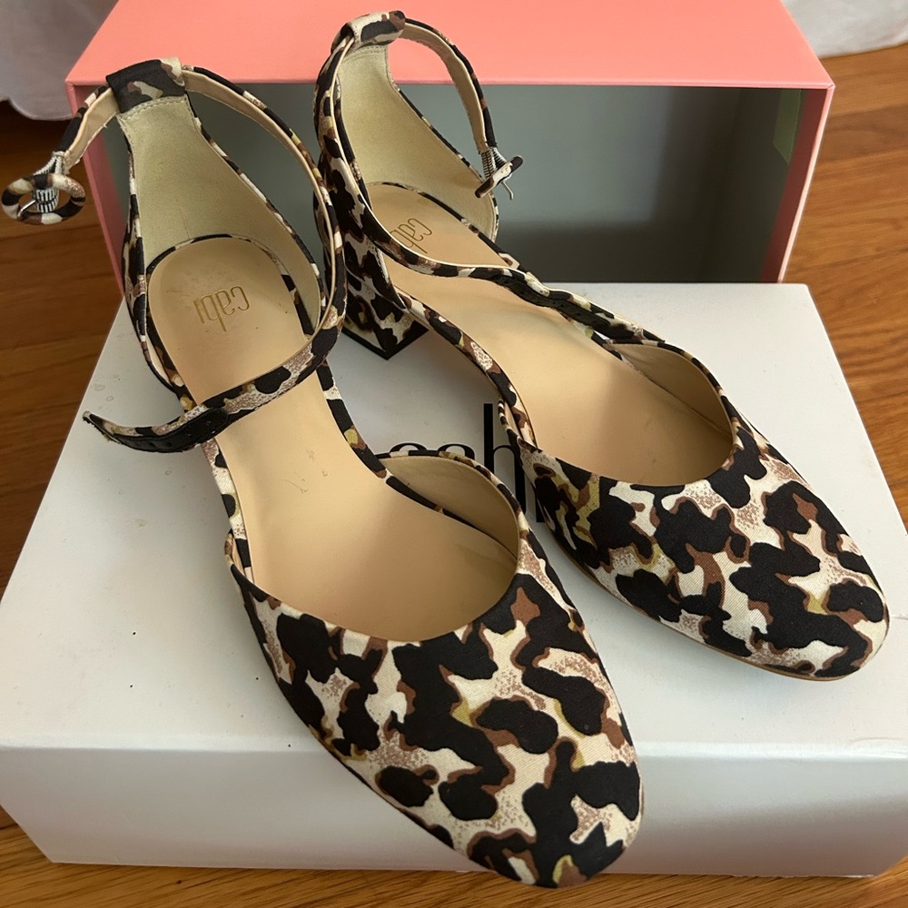 Cabi leopard small chunky heels